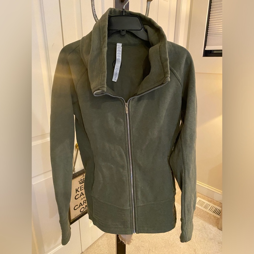 Lululemon scuba